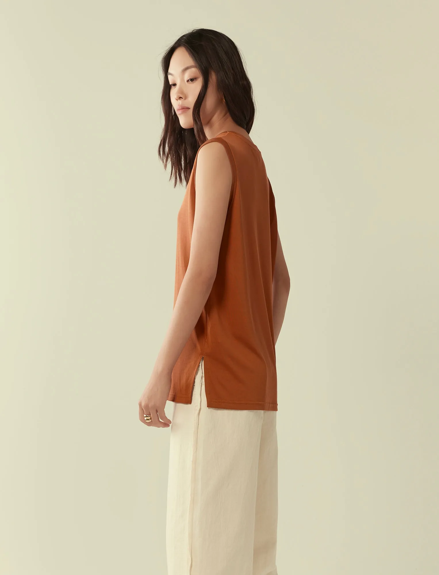 classic muscle tee