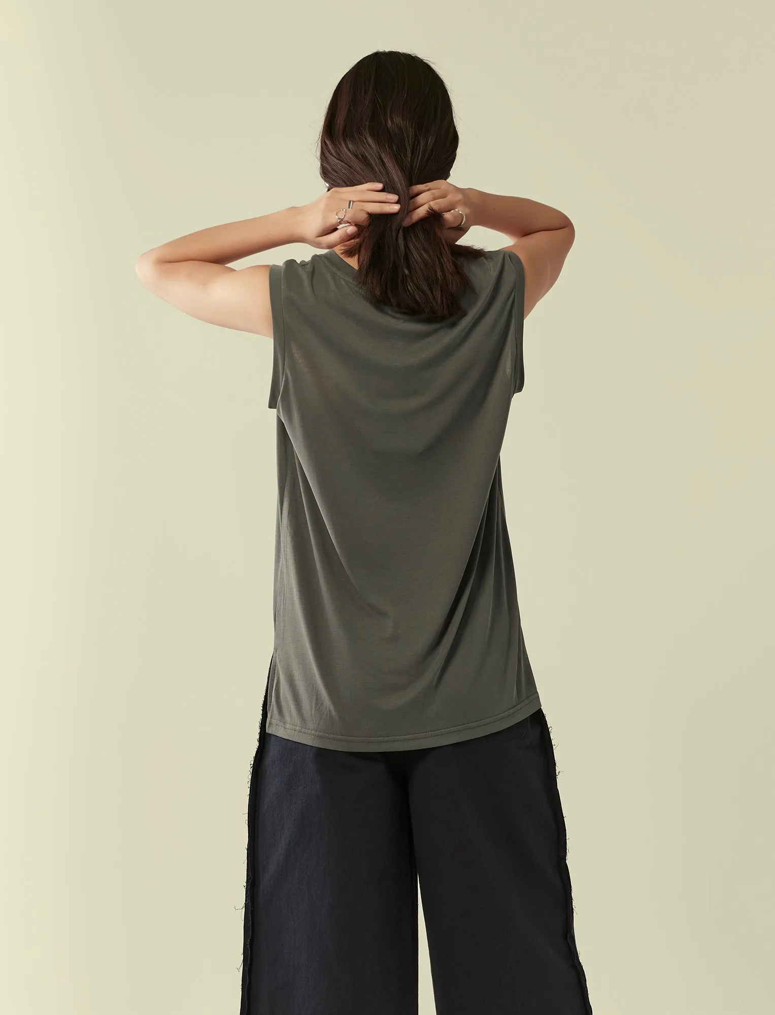 classic muscle tee