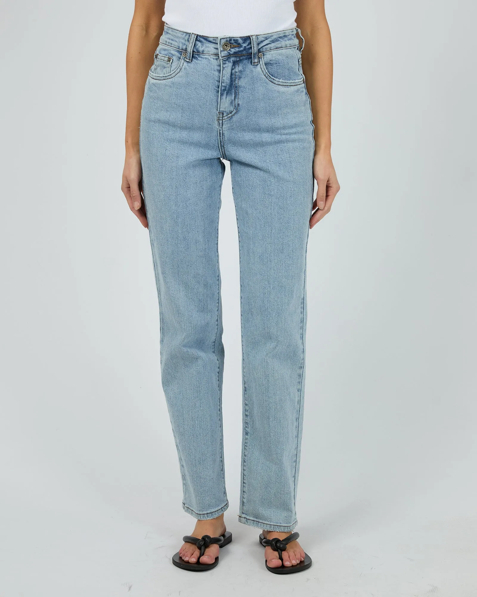 Mila Comfort Straight Jean Light Blue