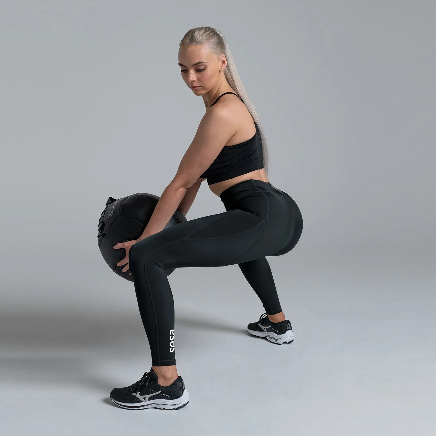 SESA Momentum 7/8 Tight - Black