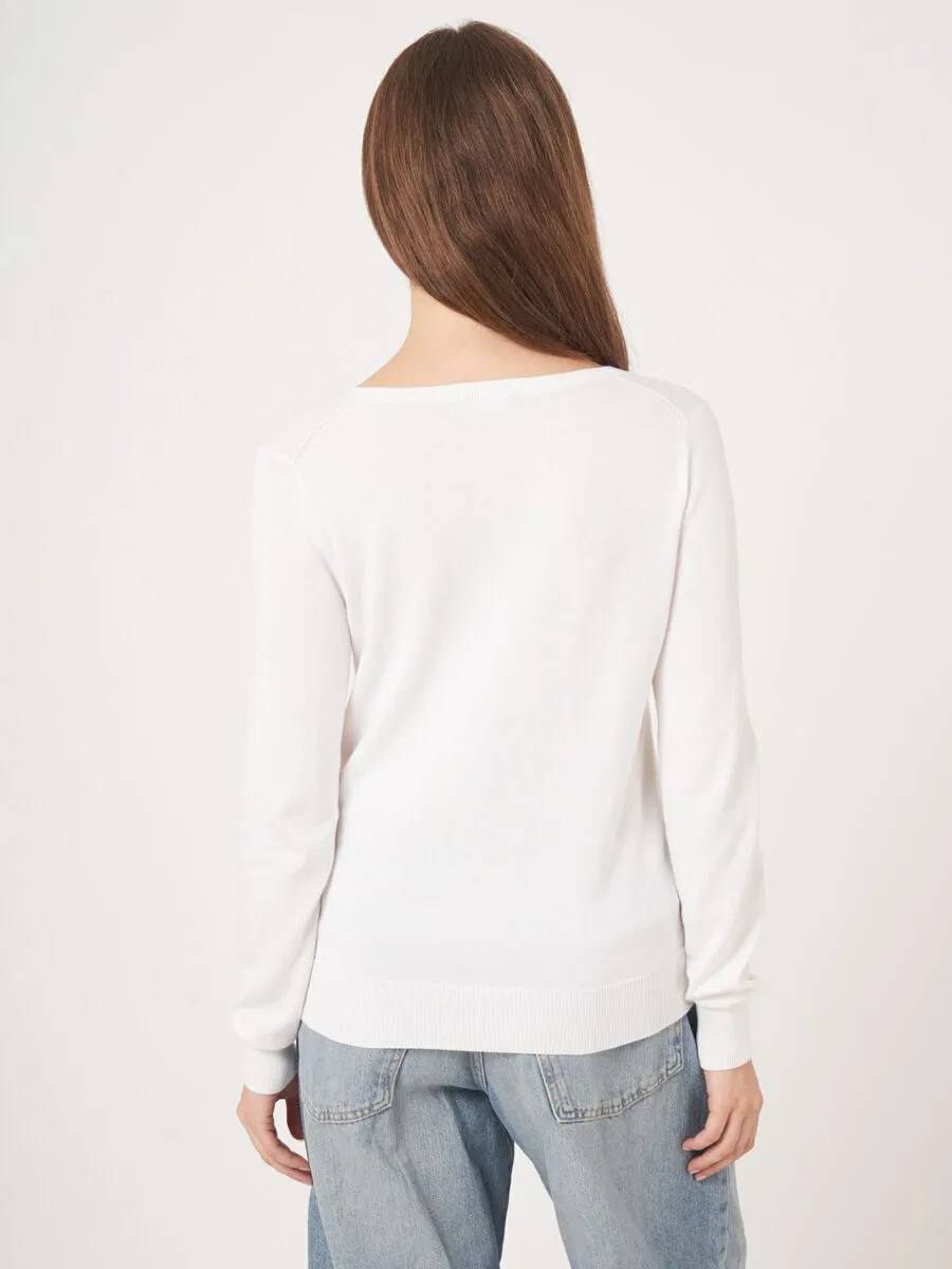 White Basic V Pullover