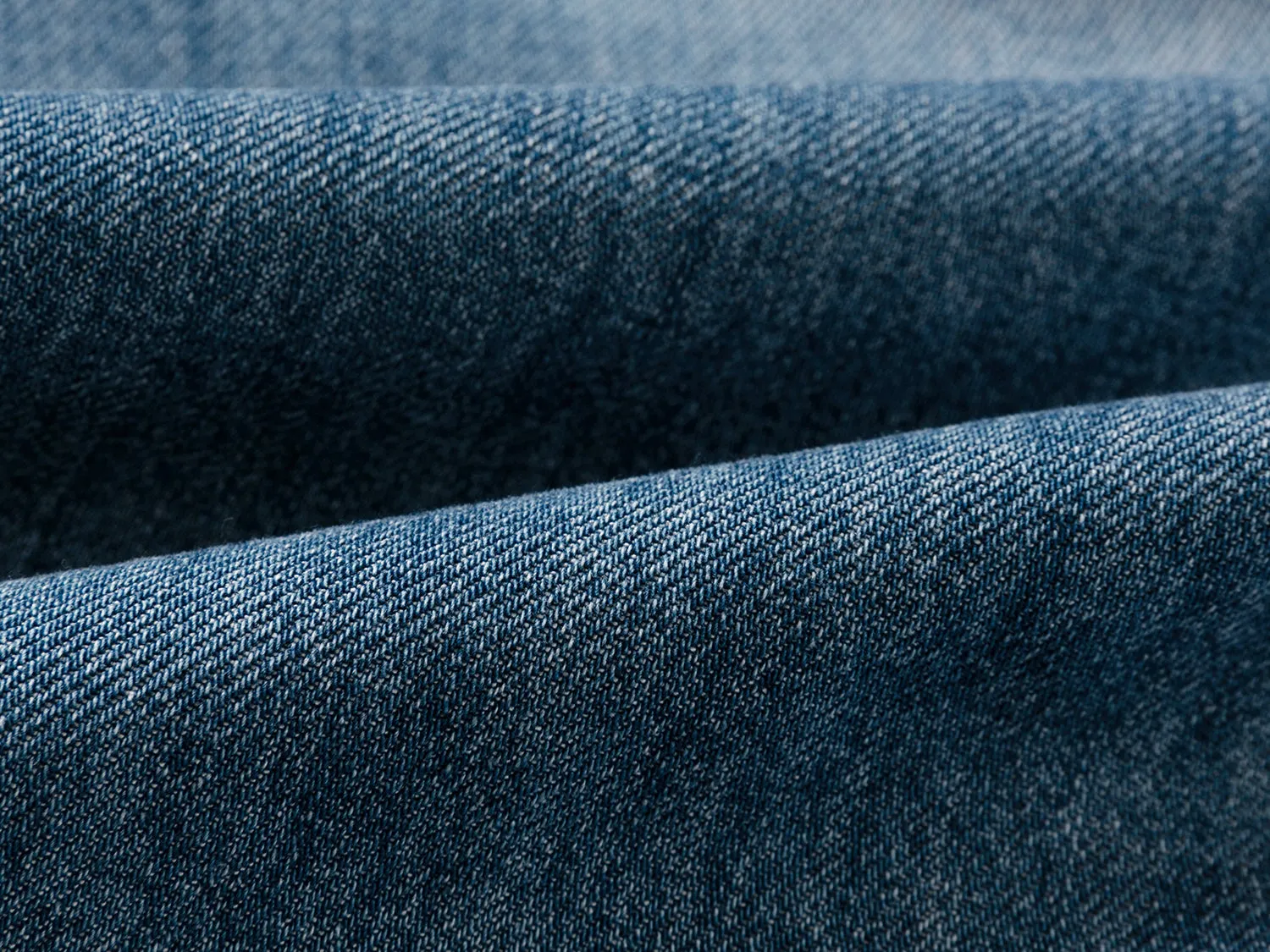 YAYING Tailored Slim Fit Jeans