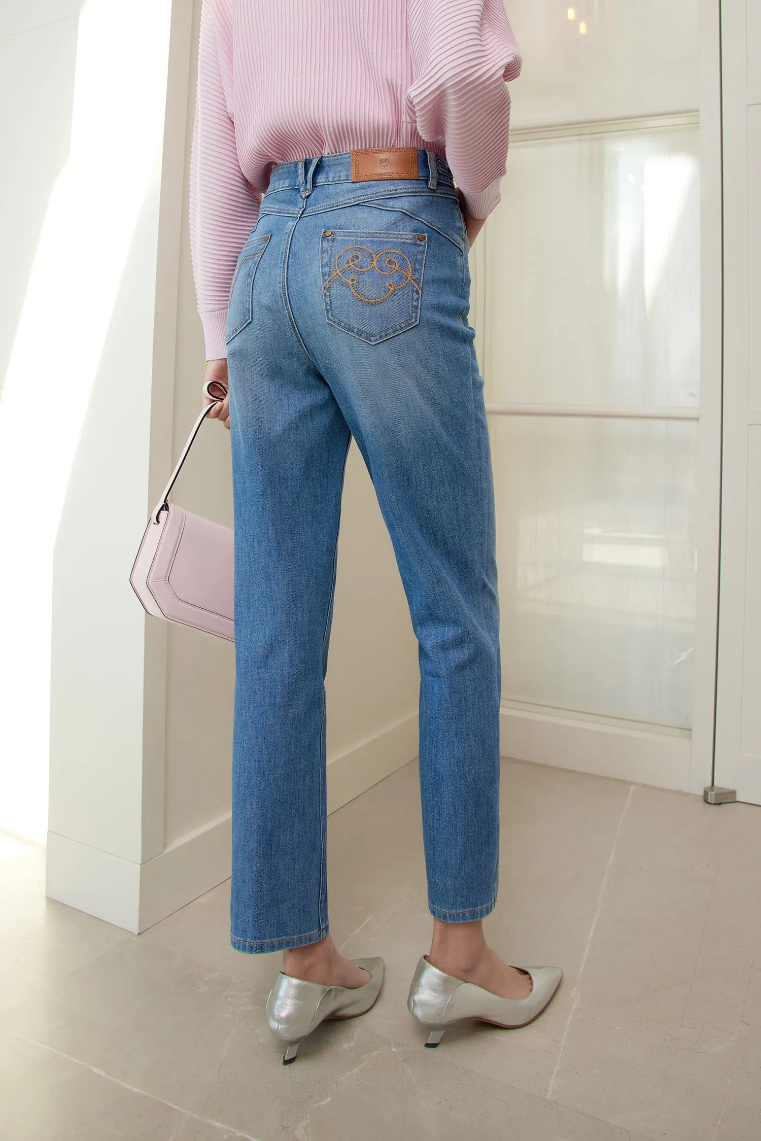 YAYING Tailored Slim Fit Jeans